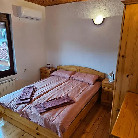 Dilyanka Stokite فيلة