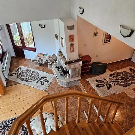 فيلة Dilyanka Stokite